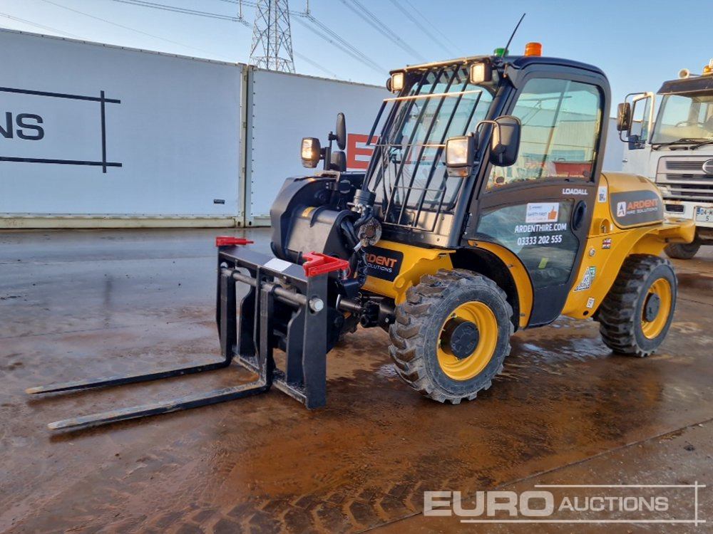 2025 JCB 520-40 4WS - Chariot télescopique: photos 1 2025 JCB 520-40 4WS - Chariot télescopique: photos 1