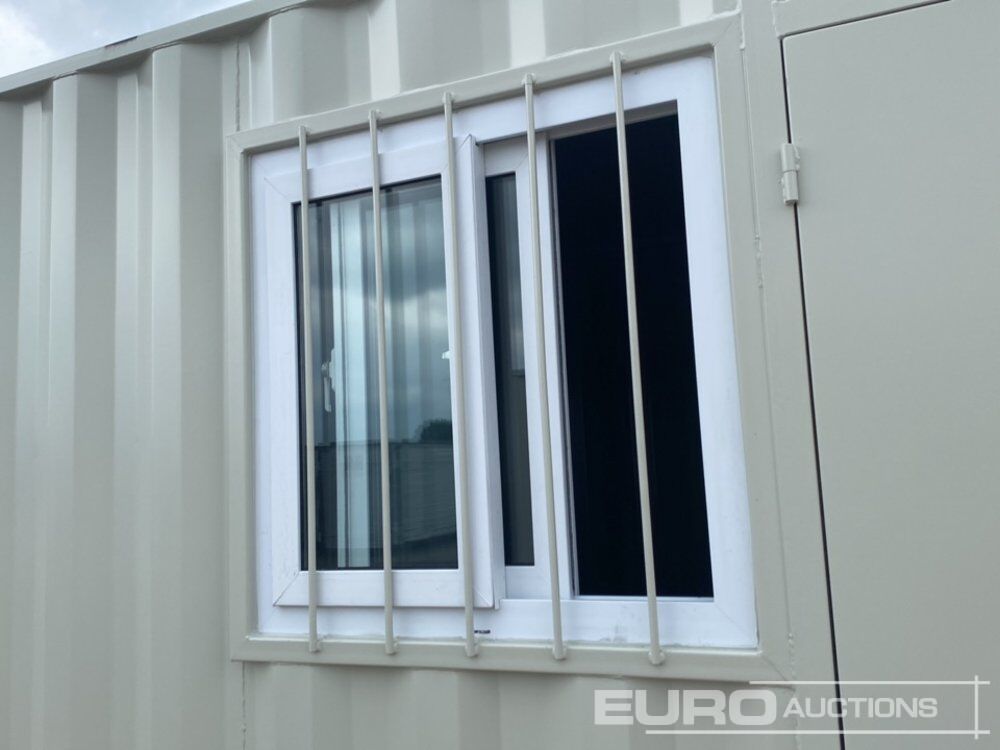 2026 12' Container, Side Door & Window (Cannot Be Reconsigned) - Conteneur maritime: photos 5 2026 12' Container, Side Door & Window (Cannot Be Reconsigned) - Conteneur maritime: photos 5