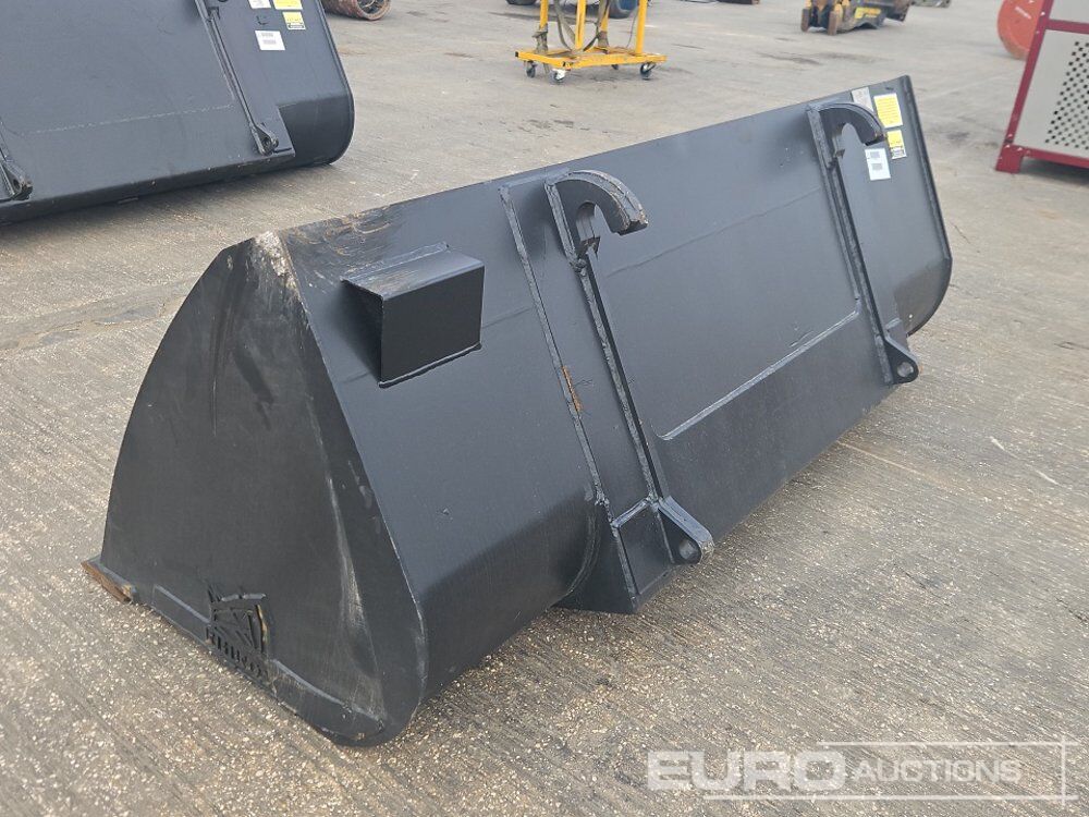 2026 Rhinox 90" Loading Bucket to suit Telehandler - Godet: photos 3 2026 Rhinox 90" Loading Bucket to suit Telehandler - Godet: photos 3