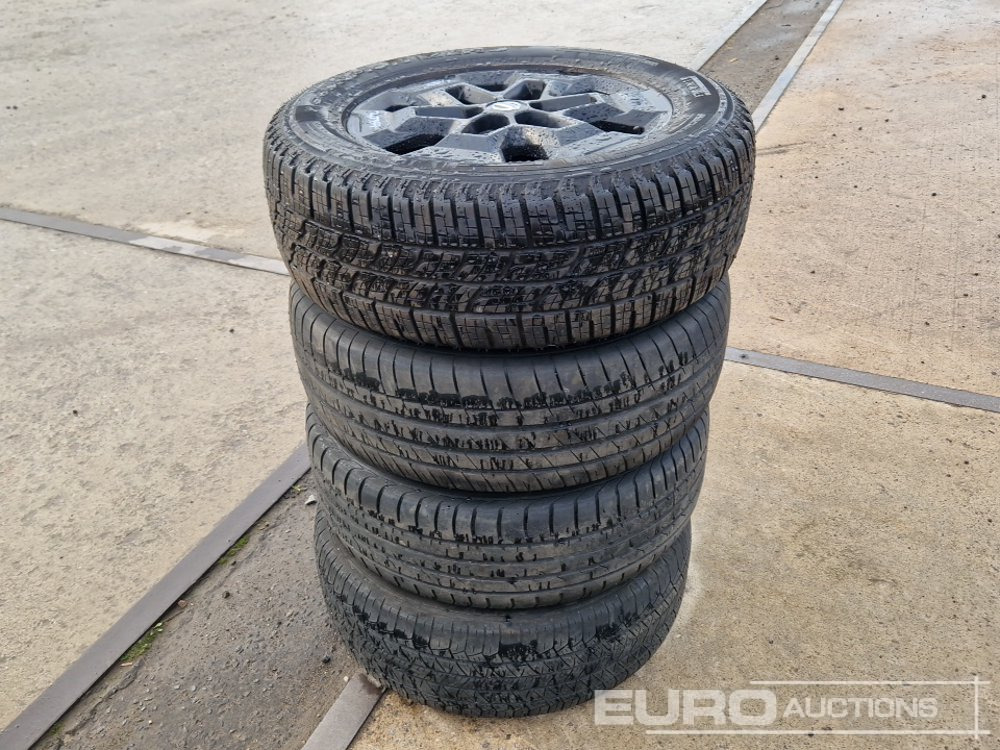 255/60R18 Alloy Wheels to suit Nissan Navara (4 of) - Pneu: photos 1 255/60R18 Alloy Wheels to suit Nissan Navara (4 of) - Pneu: photos 1