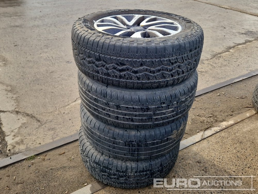 255/60R18 Alloy Wheels to suit Nissan Navara (4 of) - Pneu: photos 1 255/60R18 Alloy Wheels to suit Nissan Navara (4 of) - Pneu: photos 1