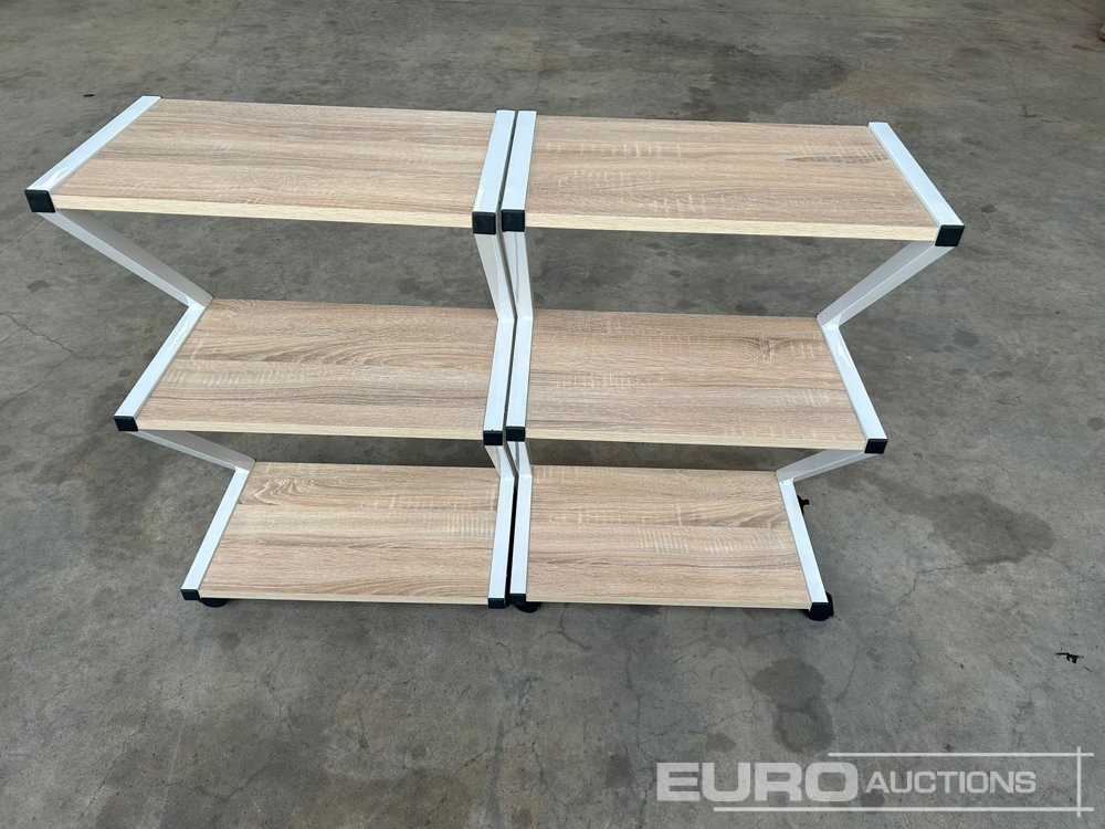 3 Tier Shelving Unit (2 of) - Matériel de chantier: photos 5 3 Tier Shelving Unit (2 of) - Matériel de chantier: photos 5