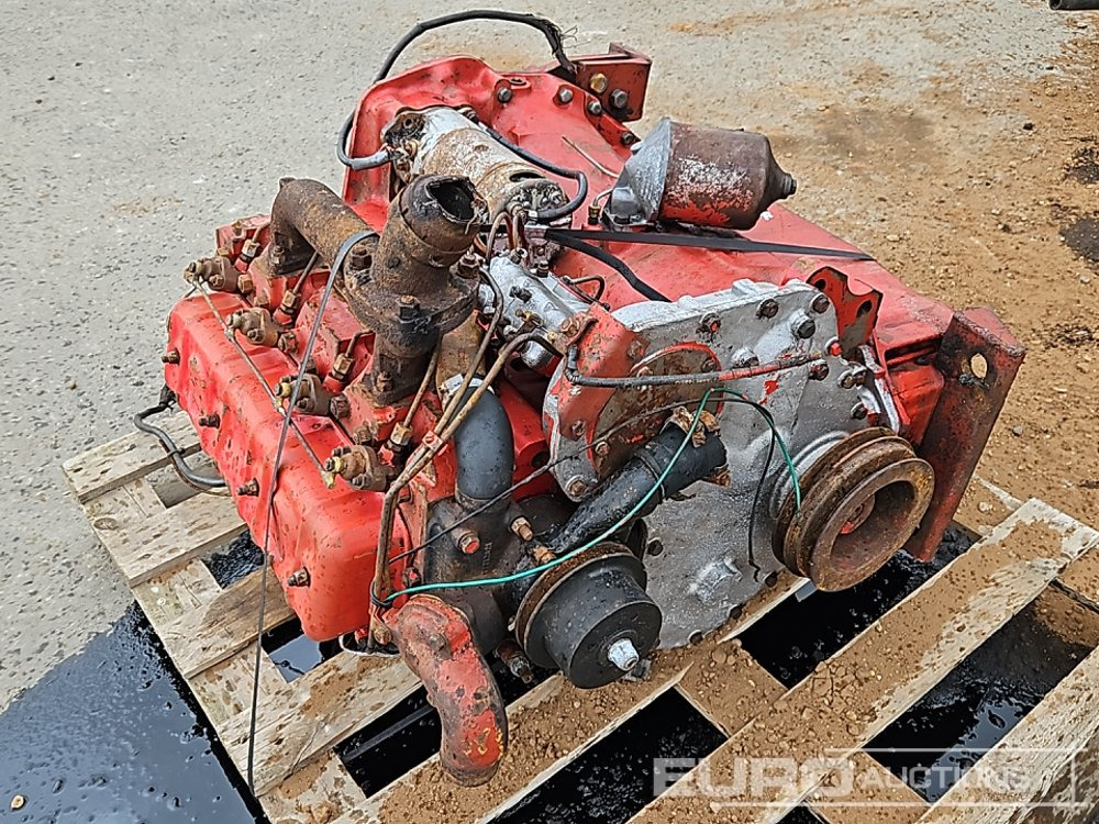 4 Cylinder Engine, Pulley Drive - Moteur: photos 3 4 Cylinder Engine, Pulley Drive - Moteur: photos 3