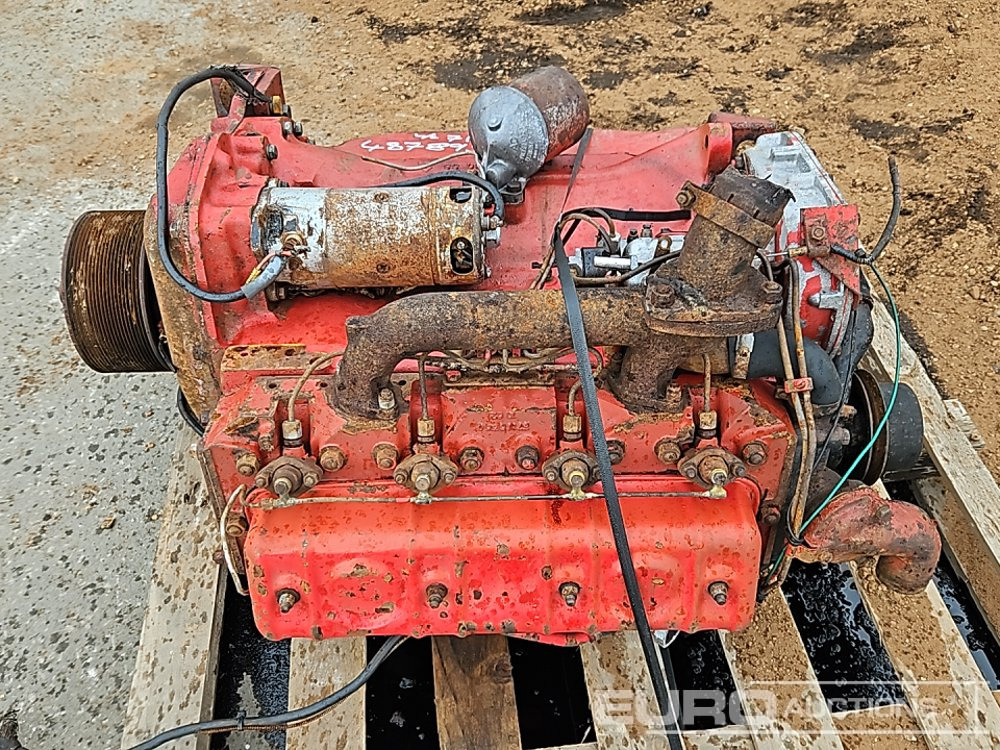 4 Cylinder Engine, Pulley Drive - Moteur: photos 2 4 Cylinder Engine, Pulley Drive - Moteur: photos 2