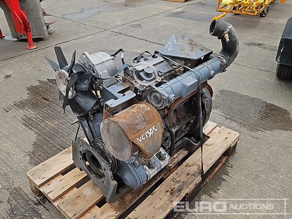 4 Cylinder Engine - Moteur: photos 1 4 Cylinder Engine - Moteur: photos 1
