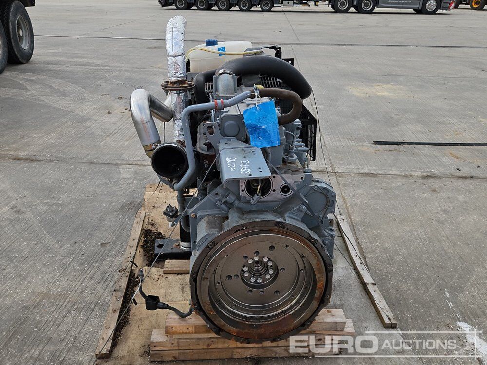 4 Cylinder Engine - Moteur: photos 4 4 Cylinder Engine - Moteur: photos 4