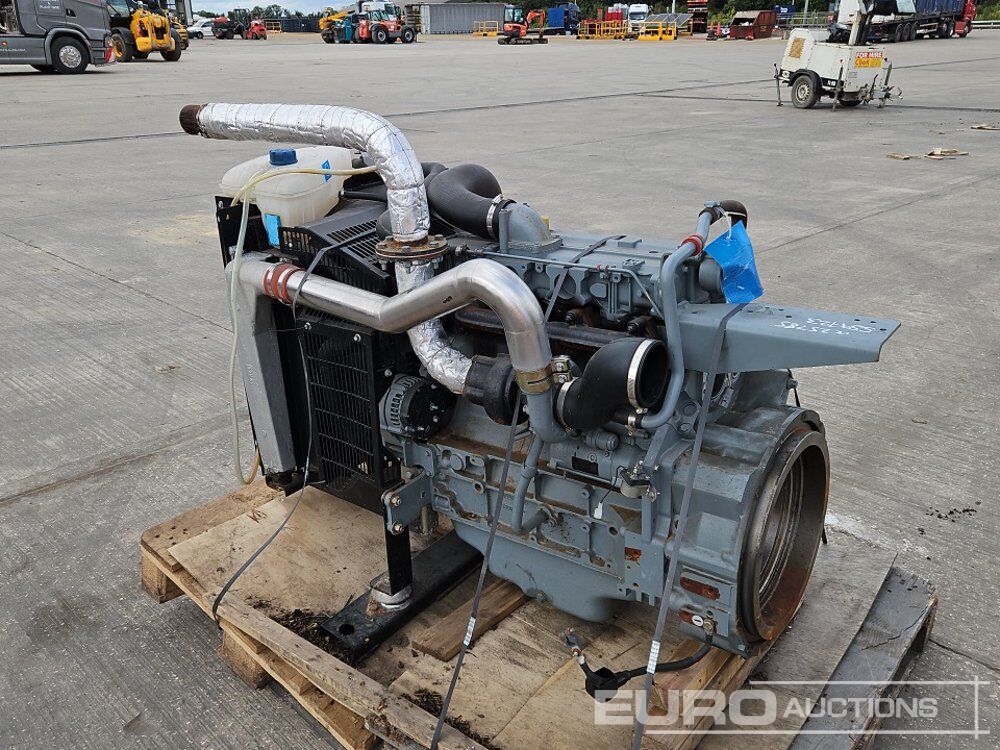 4 Cylinder Engine - Moteur: photos 3 4 Cylinder Engine - Moteur: photos 3