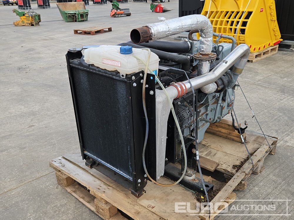 4 Cylinder Engine - Moteur: photos 1 4 Cylinder Engine - Moteur: photos 1