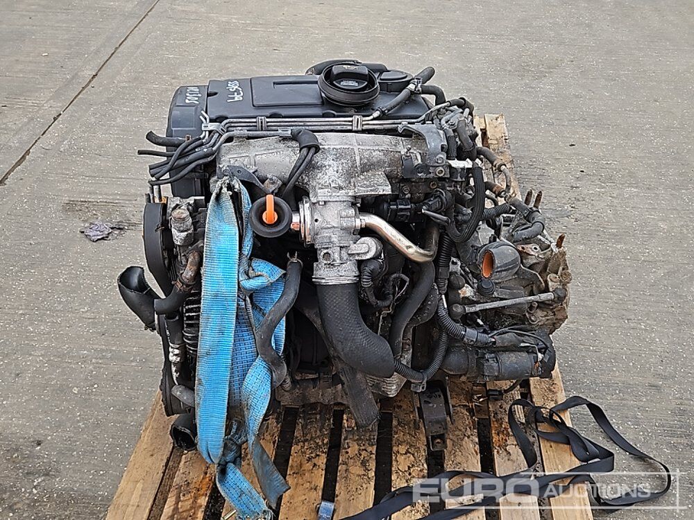 4 Cylinder Engine - Moteur: photos 2 4 Cylinder Engine - Moteur: photos 2