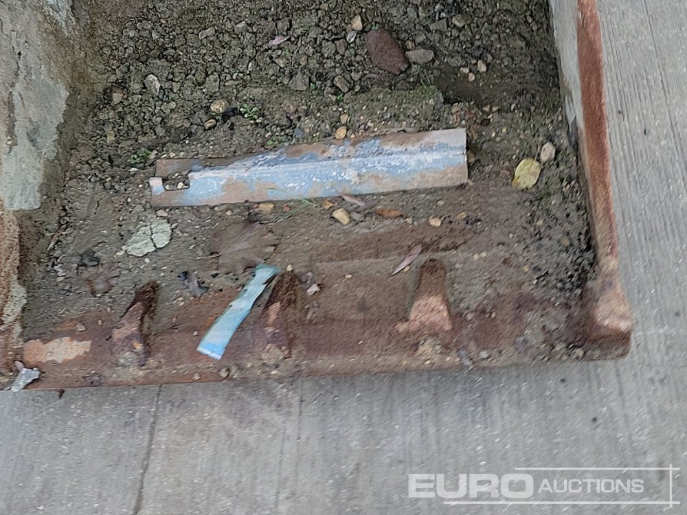 Godet 48" Digging Bucket 65mm Pin to suit 13 Ton Excavator: photos 9