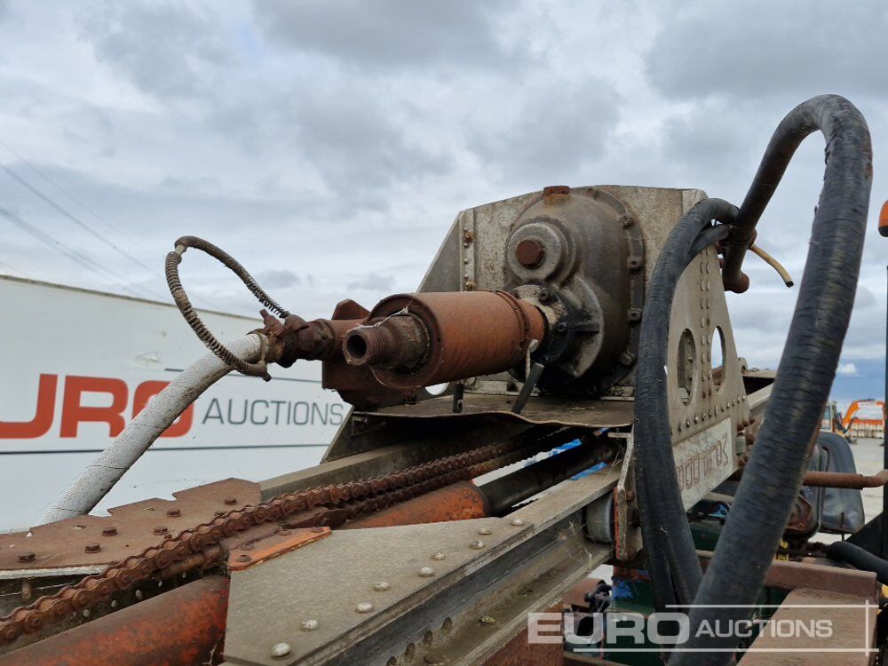 Foreuse 4WD Mole DD2 Drilling Rig: photos 18 Foreuse 4WD Mole DD2 Drilling Rig: photos 18