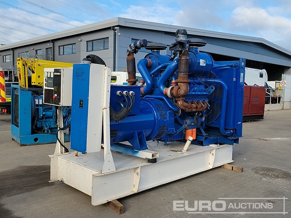 500kVA Skid Mounted Generator, Perkins V8 Engine - Groupe électrogène: photos 5 500kVA Skid Mounted Generator, Perkins V8 Engine - Groupe électrogène: photos 5