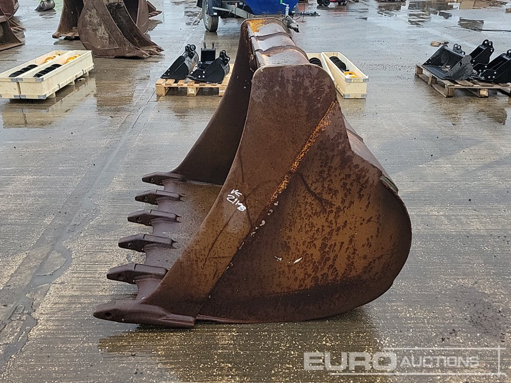 56" Digging Bucket - Godet: photos 2 56" Digging Bucket - Godet: photos 2