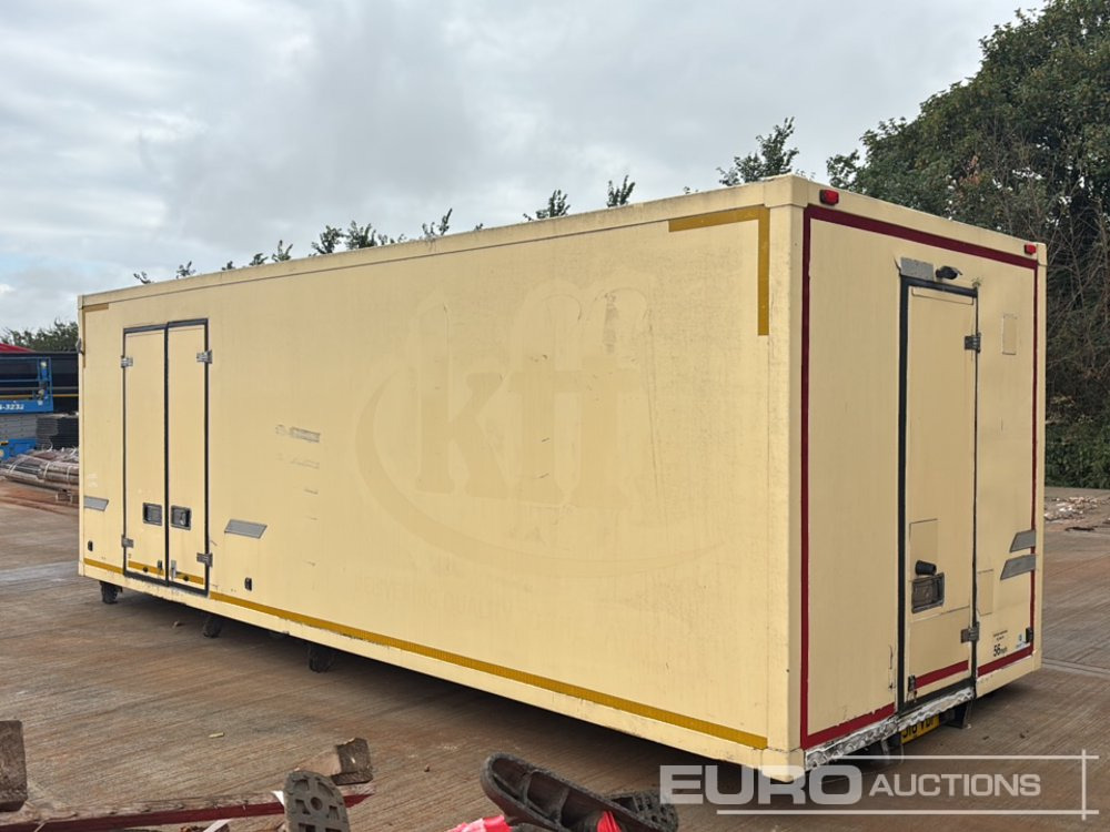 6.5m Refrigerated Box Body to suit Lorry - Carrosserie frigorifique: photos 3 6.5m Refrigerated Box Body to suit Lorry - Carrosserie frigorifique: photos 3