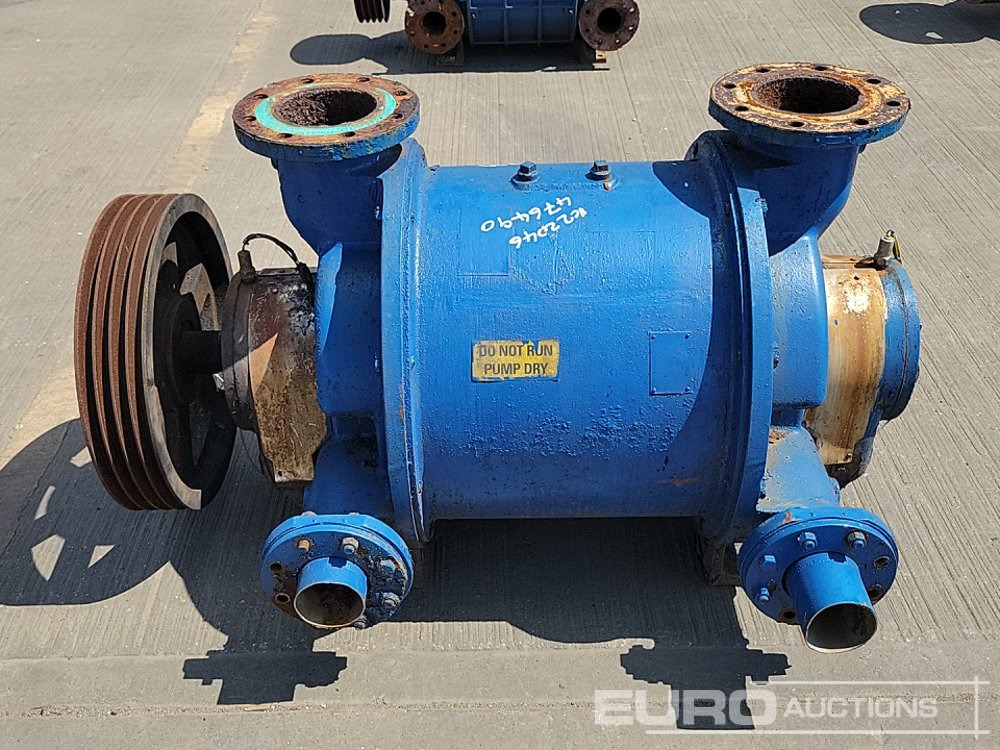 6" Water Pump - Pompe à eau: photos 4 6" Water Pump - Pompe à eau: photos 4