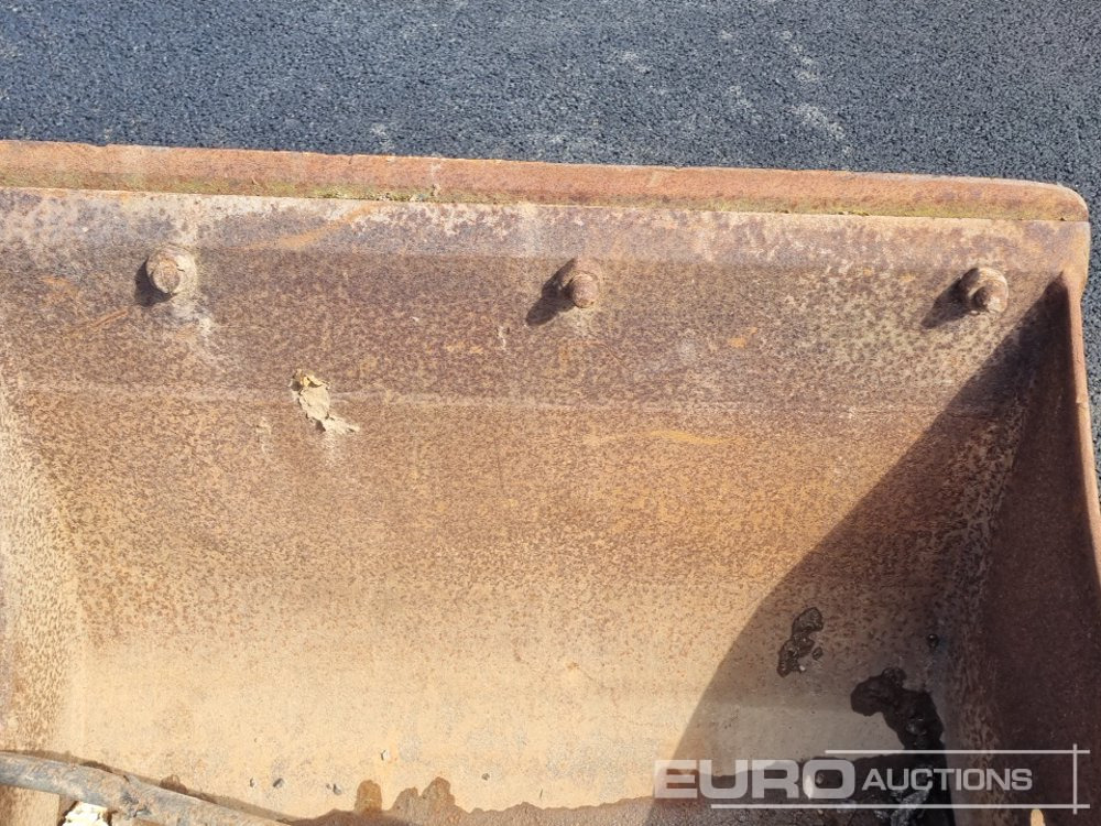 Godet 60" Hydraulic Tilting Bucket 65mm Pin to suit 13 Ton Excavator: photos 9