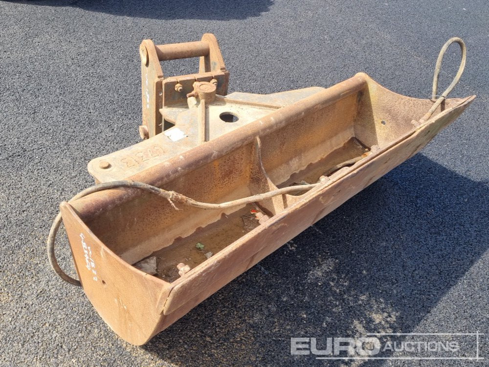 Godet 60" Hydraulic Tilting Bucket 65mm Pin to suit 13 Ton Excavator: photos 7