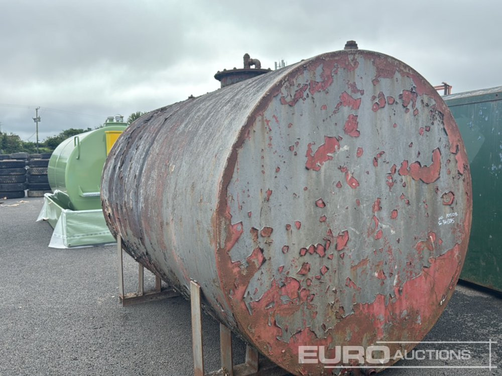 6000 Litre Steel Fuel Tank - Cuve de stockage: photos 3 6000 Litre Steel Fuel Tank - Cuve de stockage: photos 3