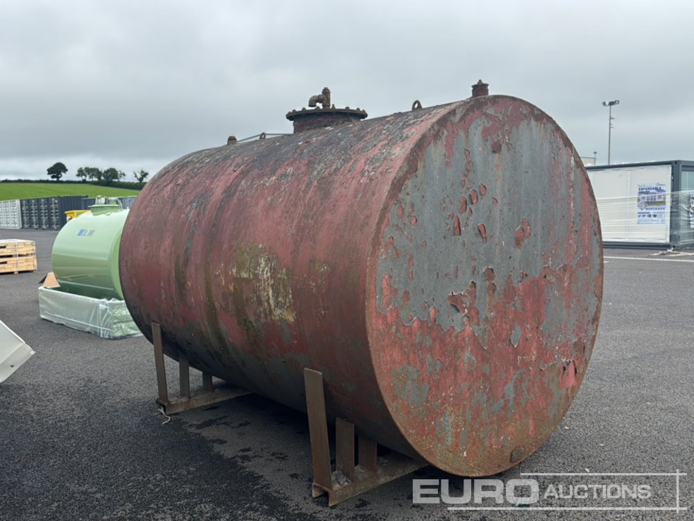 6000 Litre Steel Fuel Tank - Cuve de stockage: photos 5 6000 Litre Steel Fuel Tank - Cuve de stockage: photos 5