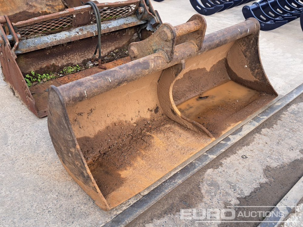 70" Ditching Bucket 65mm Pin to suit 13 Ton Excavator - Godet: photos 4 70" Ditching Bucket 65mm Pin to suit 13 Ton Excavator - Godet: photos 4