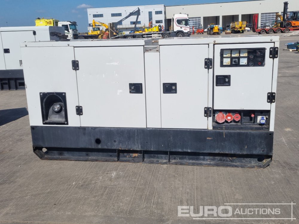 70kVA Generator, Perkins Engine - Groupe électrogène: photos 2 70kVA Generator, Perkins Engine - Groupe électrogène: photos 2