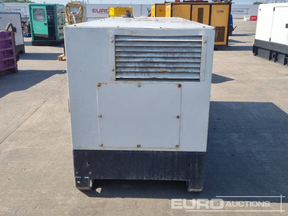 70kVA Generator, Perkins Engine - Groupe électrogène: photos 4 70kVA Generator, Perkins Engine - Groupe électrogène: photos 4