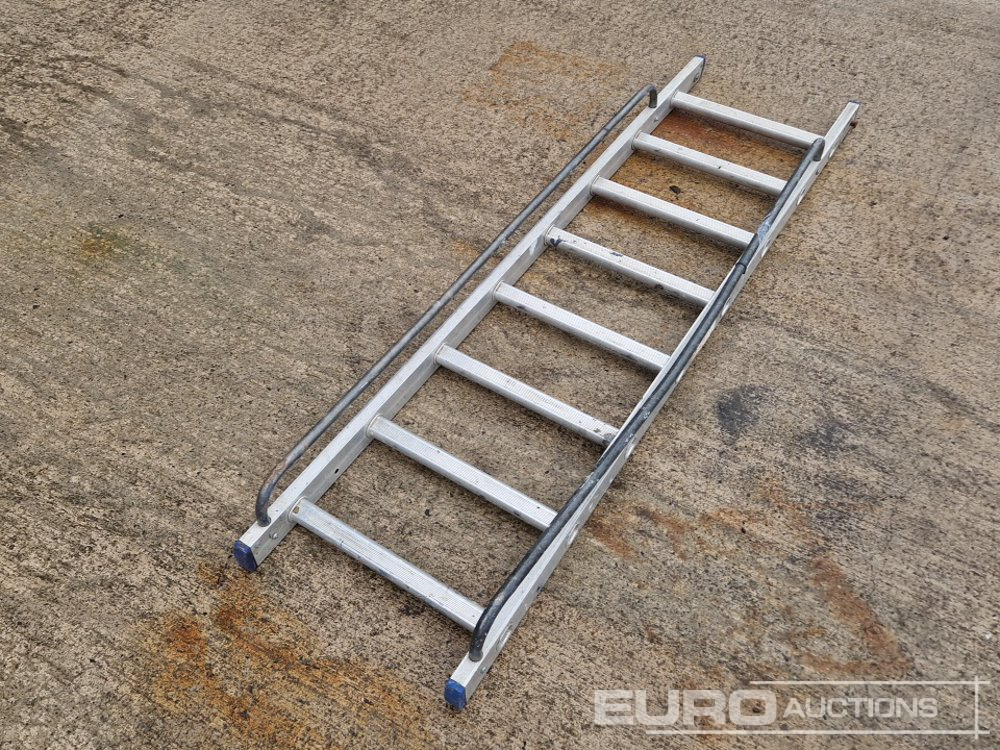8 Tread Aluminium Ladder - Matériel de chantier: photos 5 8 Tread Aluminium Ladder - Matériel de chantier: photos 5