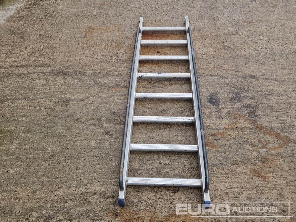 8 Tread Aluminium Ladder - Matériel de chantier: photos 4 8 Tread Aluminium Ladder - Matériel de chantier: photos 4