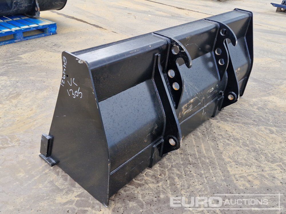 80" Loading Bucket to suit Loader - Godet: photos 3 80" Loading Bucket to suit Loader - Godet: photos 3