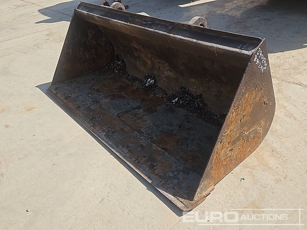 90" Loading Bucket to suit JCB Telehandler - Godet: photos 1 90" Loading Bucket to suit JCB Telehandler - Godet: photos 1