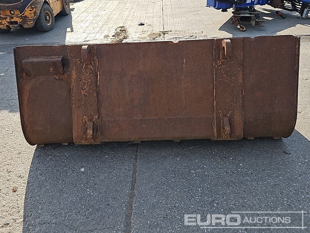 90" Loading Bucket to suit JCB Telehandler - Godet: photos 4 90" Loading Bucket to suit JCB Telehandler - Godet: photos 4