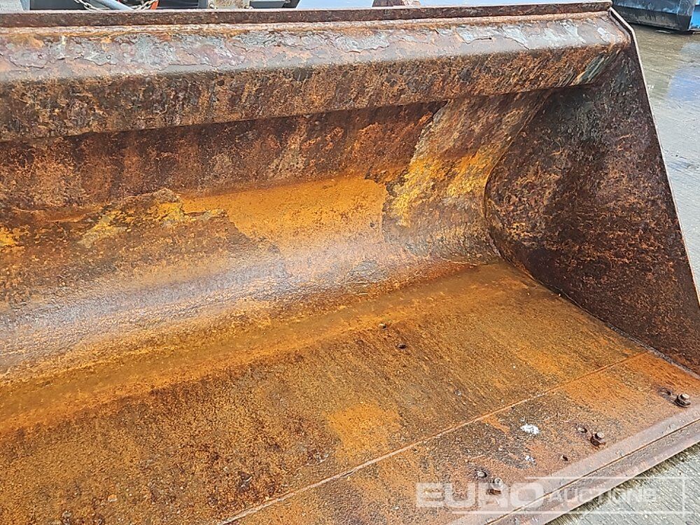 Godet 90" Loading Bucket to suit Telehandler: photos 12 Godet 90" Loading Bucket to suit Telehandler: photos 12