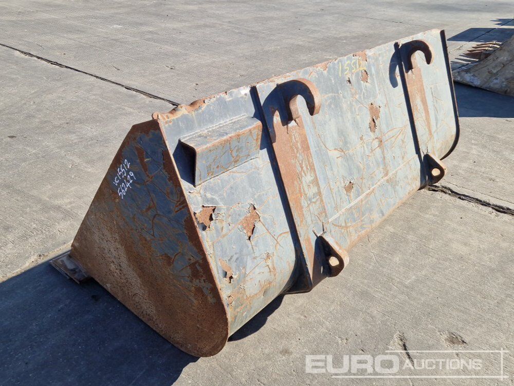 90" Loading Bucket to suit Telehandler - Godet: photos 3 90" Loading Bucket to suit Telehandler - Godet: photos 3