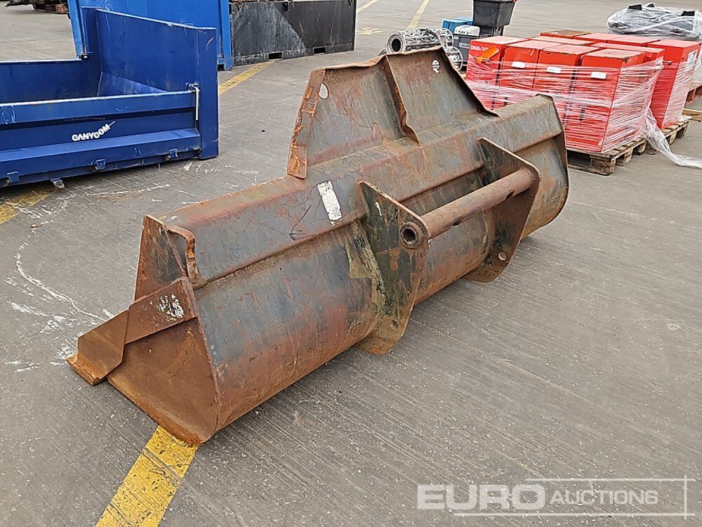90" Loading Bucket to suit Telehandler - Godet: photos 3 90" Loading Bucket to suit Telehandler - Godet: photos 3