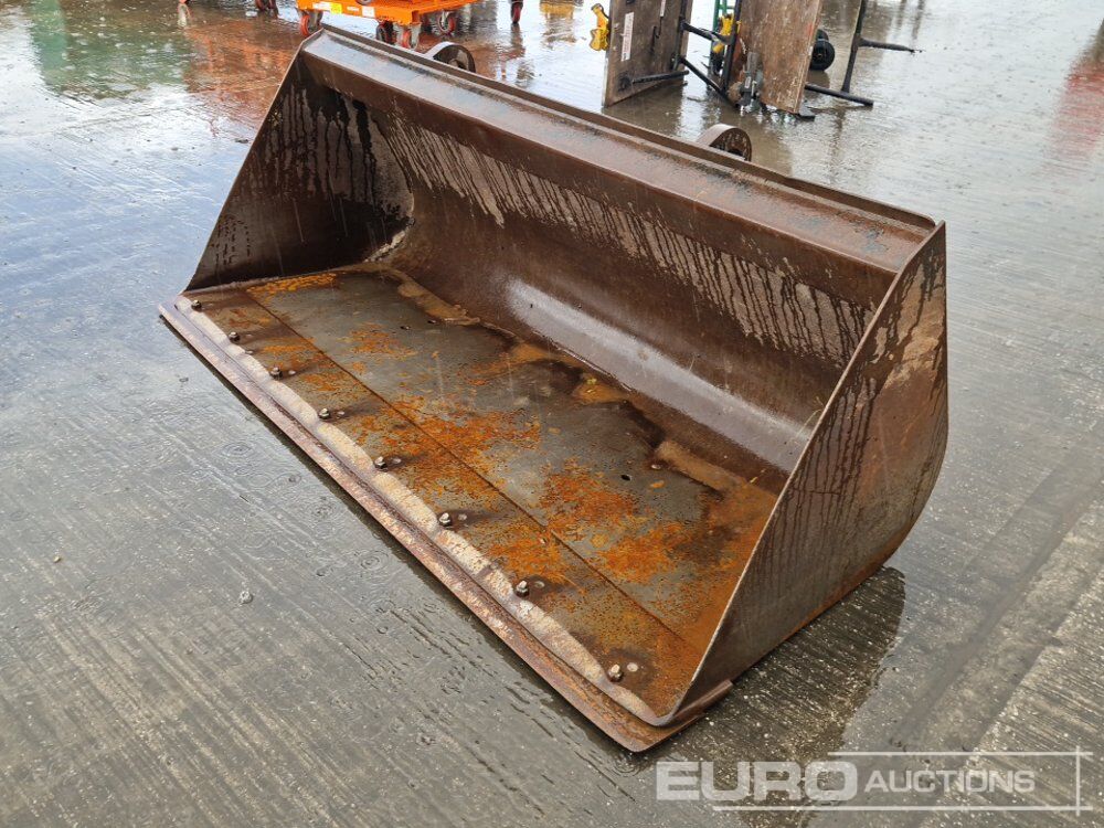 90" Loading Bucket to suit Telehandler - Godet: photos 1 90" Loading Bucket to suit Telehandler - Godet: photos 1