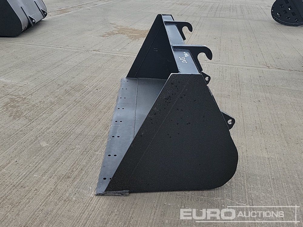 90" Loading Bucket to suit Telehandler - Godet: photos 2 90" Loading Bucket to suit Telehandler - Godet: photos 2