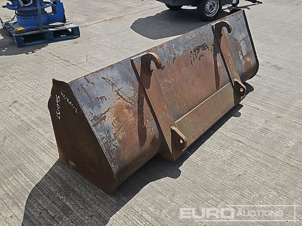 90" Loading Bucket to suit Telehandler - Godet: photos 3 90" Loading Bucket to suit Telehandler - Godet: photos 3