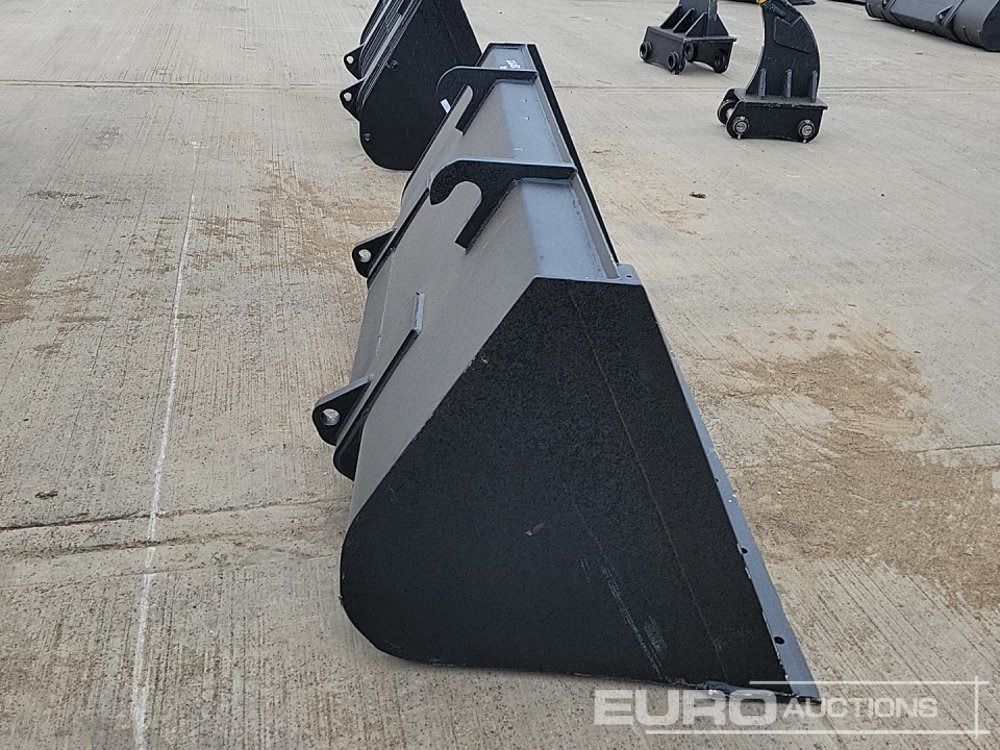 Godet neuf 90" Loading Bucket to suit Telehandler: photos 6