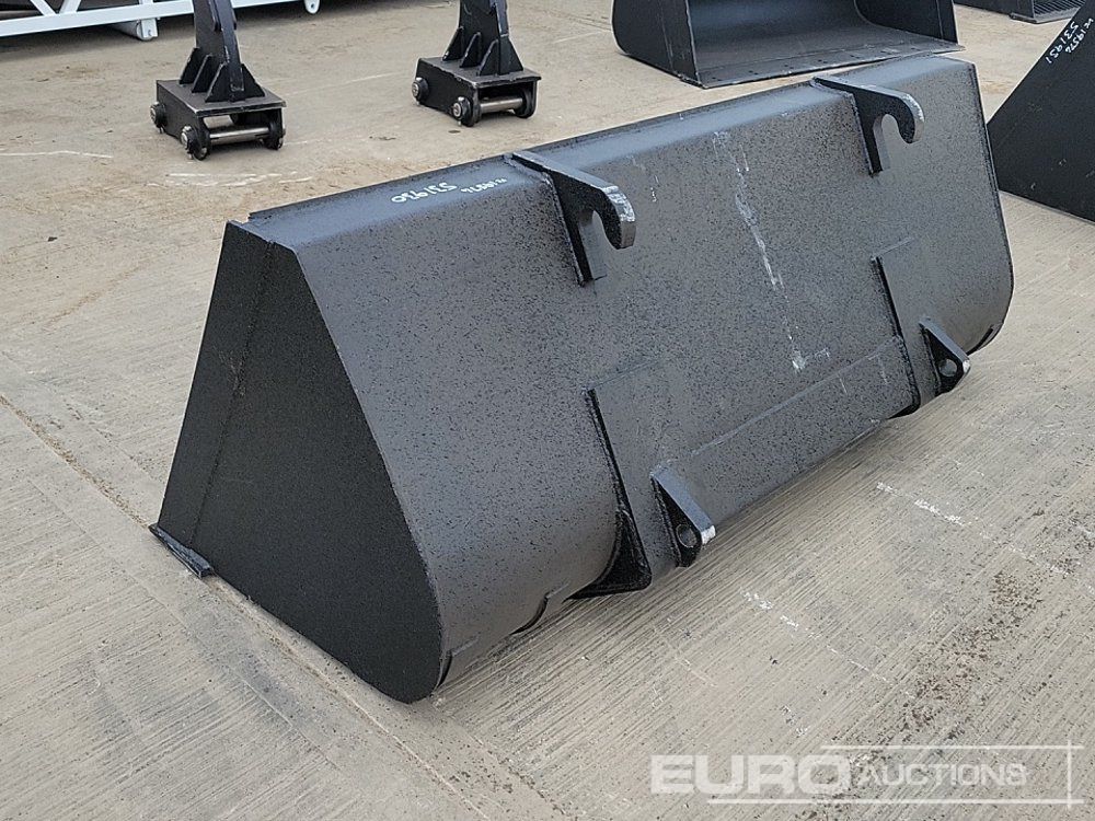 90" Loading Bucket to suit Telehandler - Godet: photos 3 90" Loading Bucket to suit Telehandler - Godet: photos 3