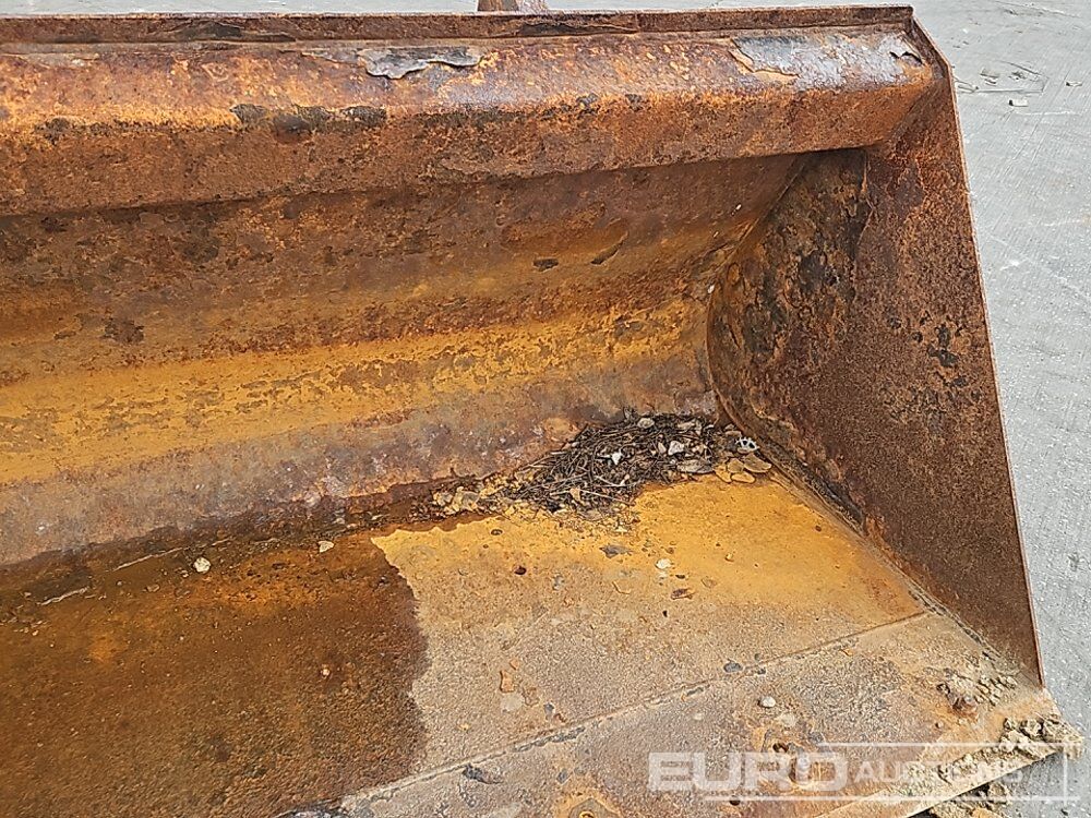 Godet 90" Loading Bucket to suit Telehandler: photos 12 Godet 90" Loading Bucket to suit Telehandler: photos 12