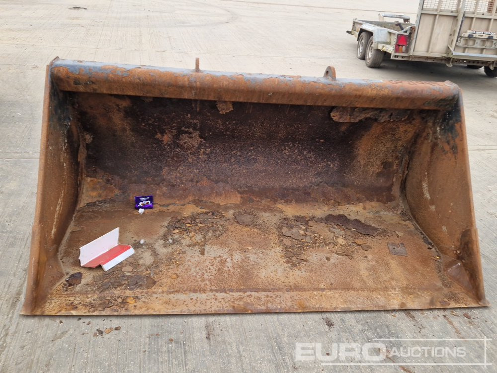Godet 94" Loading Bucket to suit Telehandler: photos 8 Godet 94" Loading Bucket to suit Telehandler: photos 8