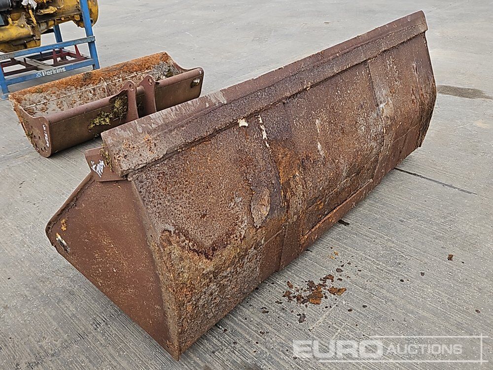 94" Loading Bucket to suit Telehandler - Godet: photos 3 94" Loading Bucket to suit Telehandler - Godet: photos 3