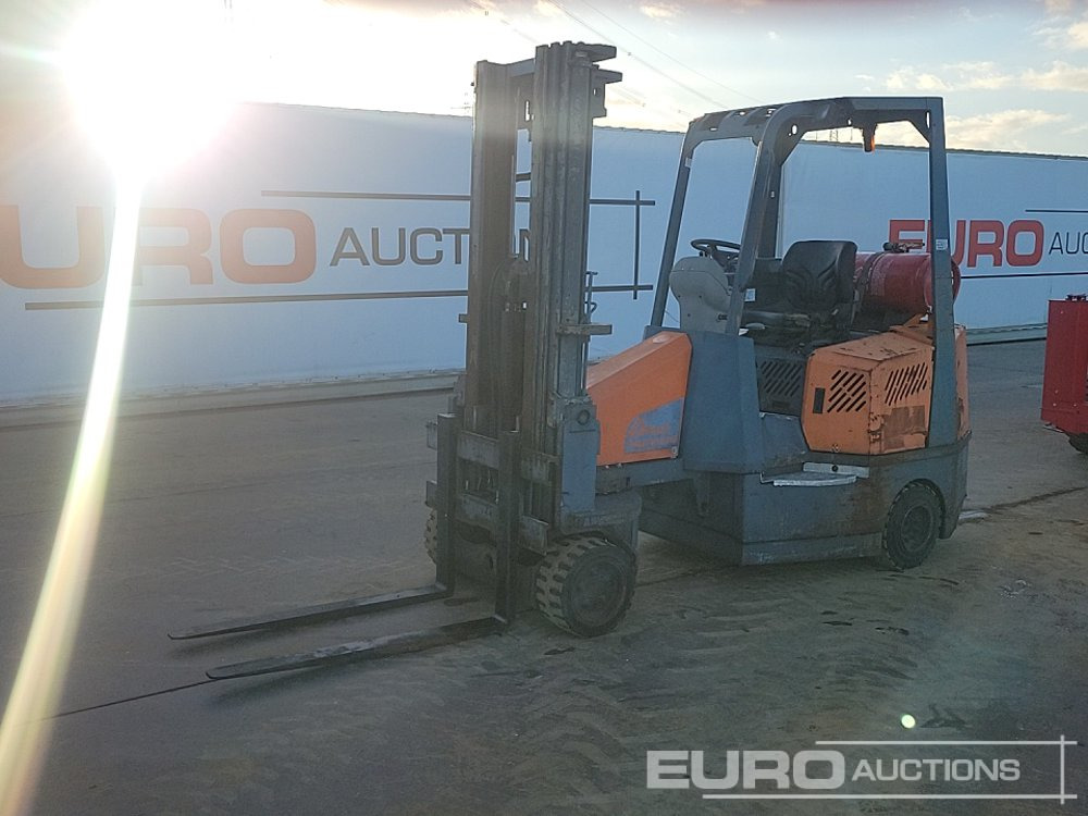 Aisle-Master 20S - Chariot élévateur: photos 1 Aisle-Master 20S - Chariot élévateur: photos 1