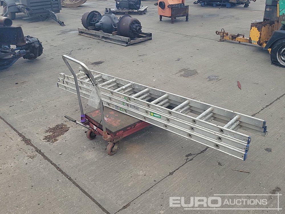 Aluminium Ladders, Material Trolley - Matériel de chantier: photos 1 Aluminium Ladders, Material Trolley - Matériel de chantier: photos 1