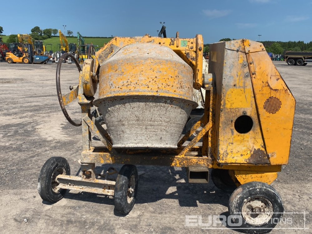 Benford CTHE Diesel Cement Mixer, Electric Start, Hatz Engine - Bétonnière: photos 2 Benford CTHE Diesel Cement Mixer, Electric Start, Hatz Engine - Bétonnière: photos 2