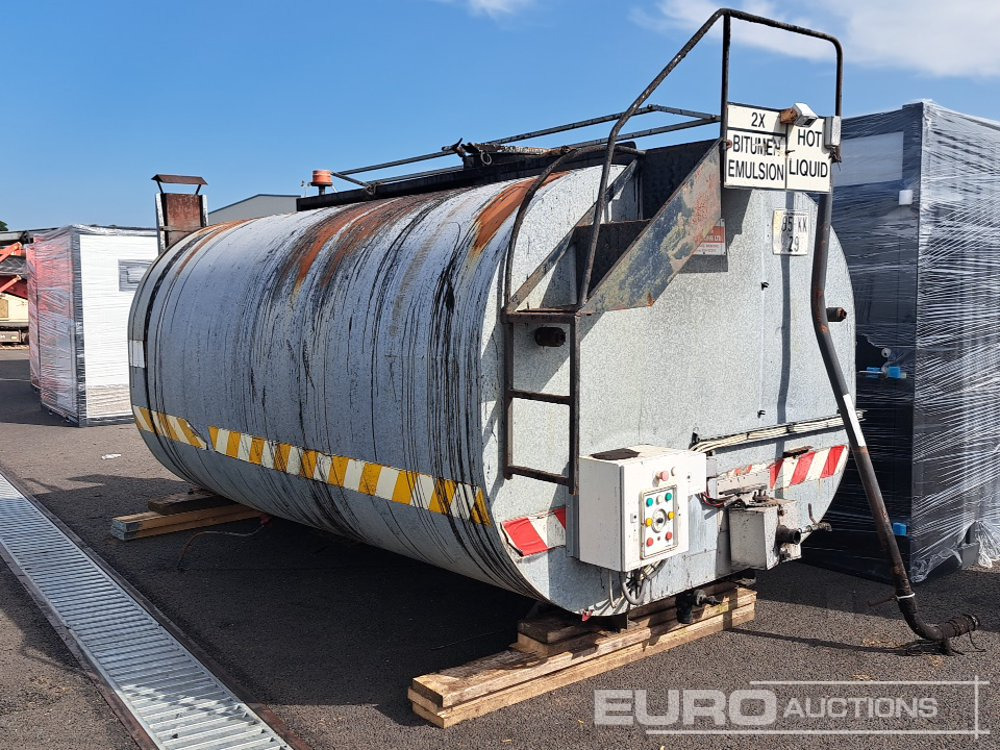 Bitumen Tank Body to suit Lorry - Répandeuse: photos 2 Bitumen Tank Body to suit Lorry - Répandeuse: photos 2