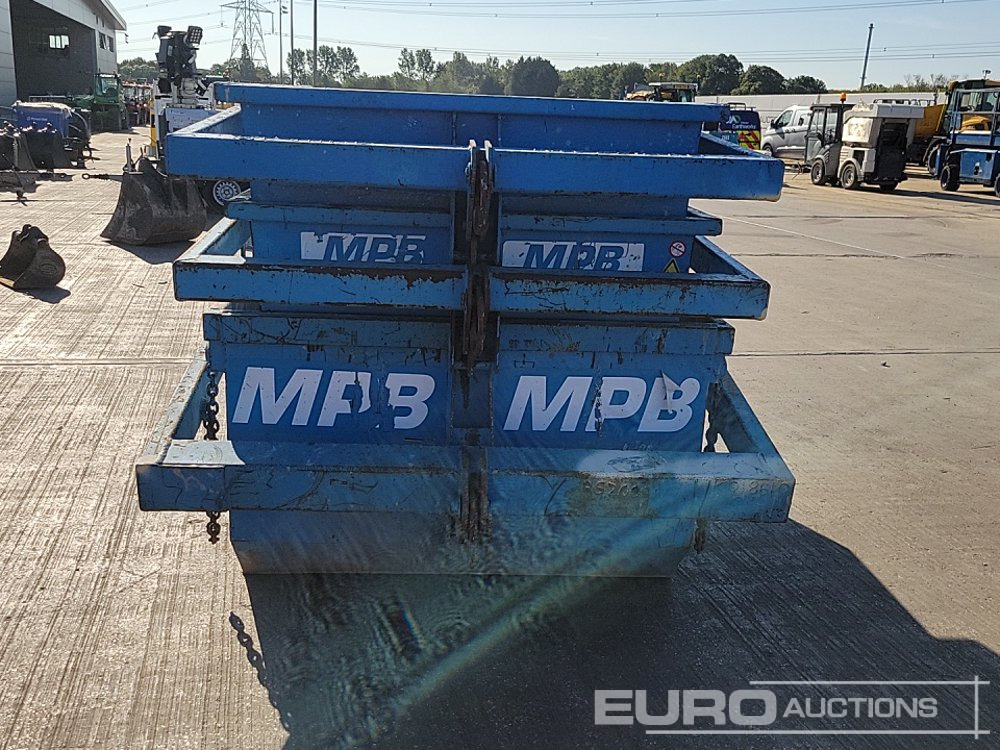 Boat Skip to suit Crane (3 of) - Benne basculante: photos 4 Boat Skip to suit Crane (3 of) - Benne basculante: photos 4