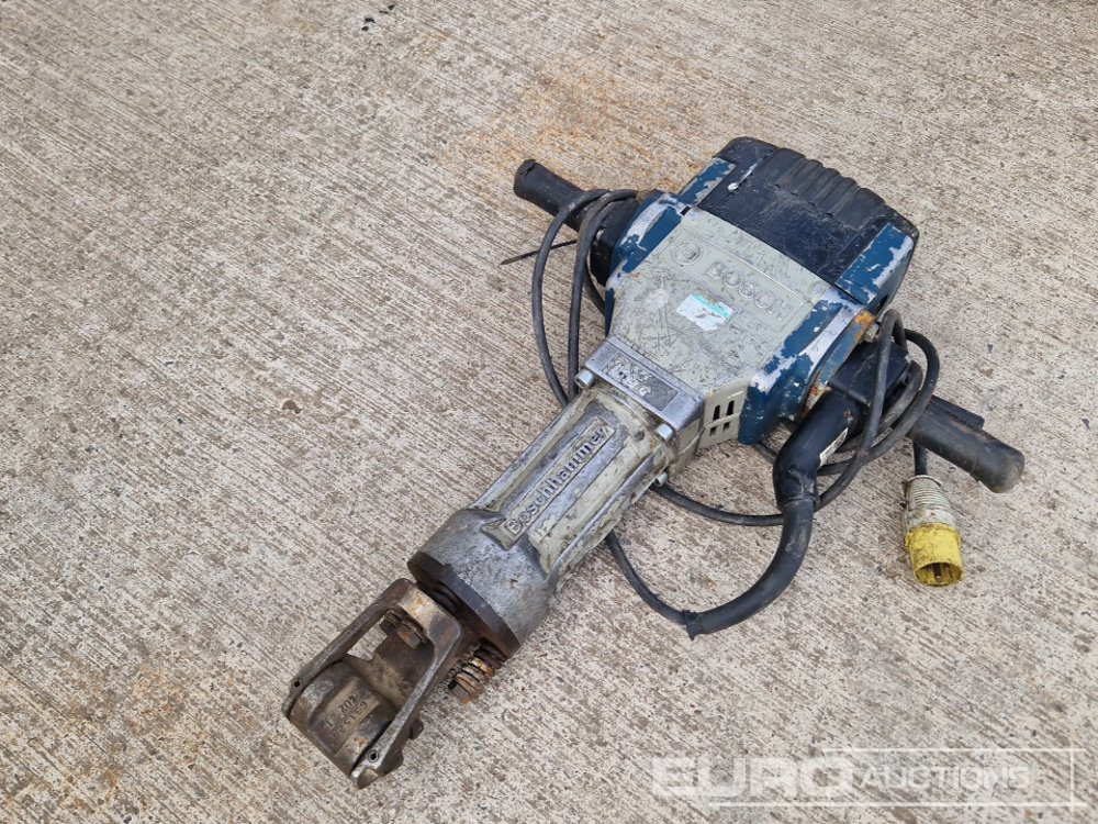 Bosch 110 Volt Breaker - Matériel de chantier: photos 1 Bosch 110 Volt Breaker - Matériel de chantier: photos 1
