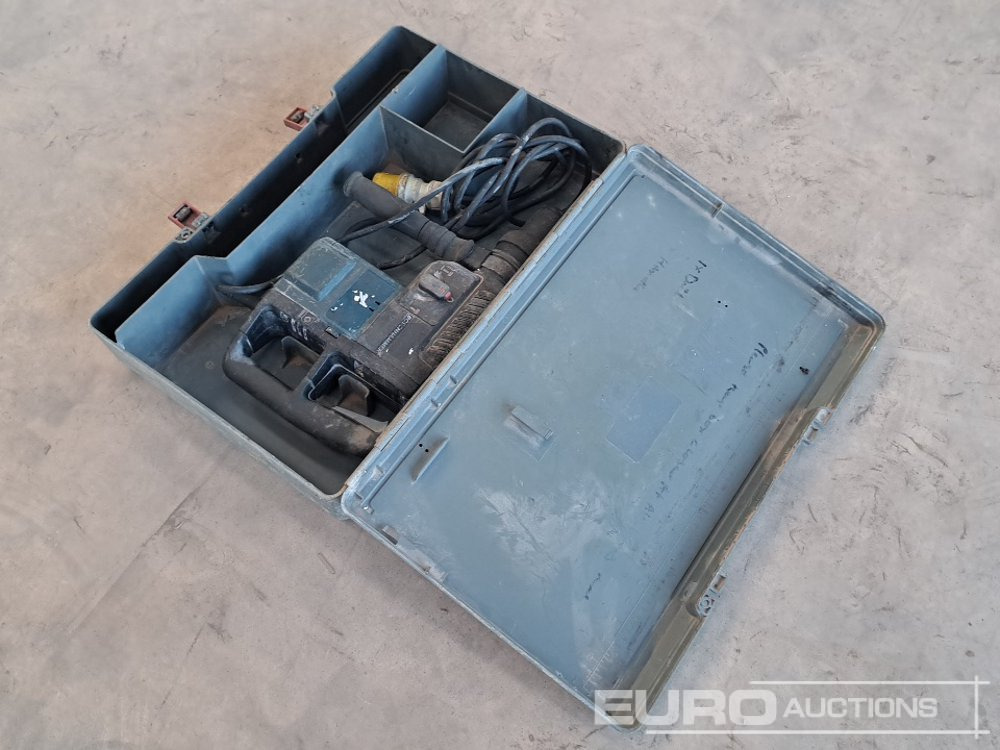 Bosch 110 Volt Hammer Drill - Matériel de chantier: photos 3 Bosch 110 Volt Hammer Drill - Matériel de chantier: photos 3