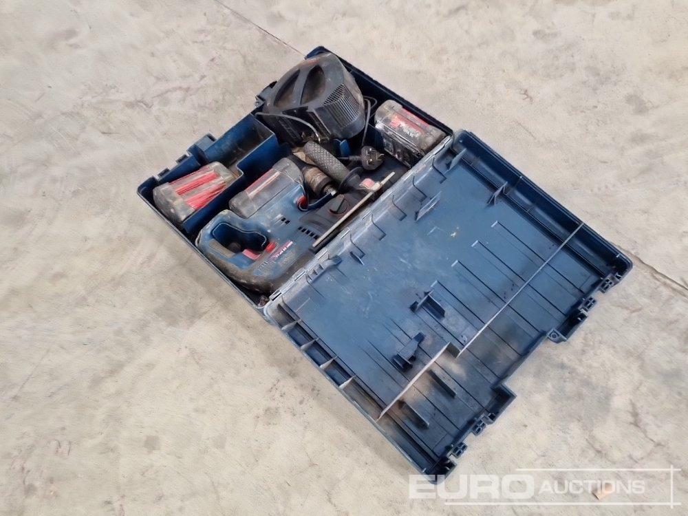 Bosch GBH36VF 36 Volt Hammer Drill/Breaker, Charger, Batterys - Matériel de chantier: photos 3 Bosch GBH36VF 36 Volt Hammer Drill/Breaker, Charger, Batterys - Matériel de chantier: photos 3